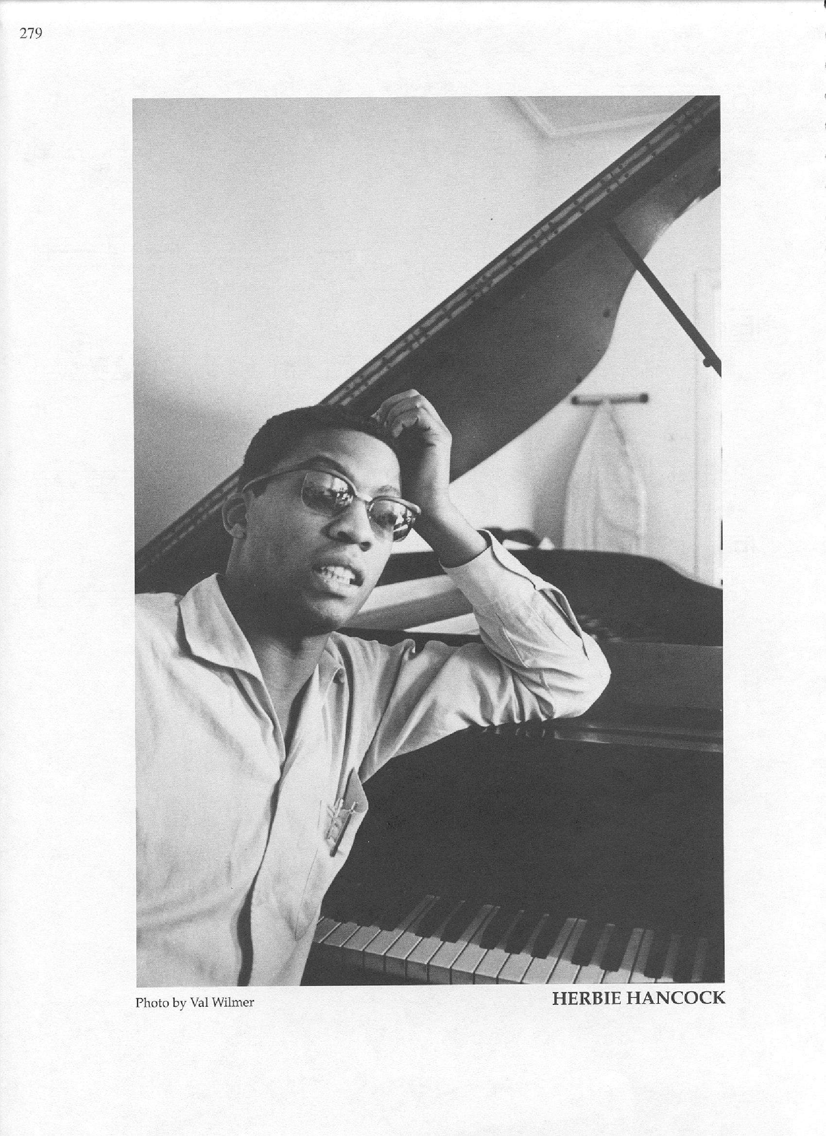 Photo of musicians — Herbie Hancock Photo of musicians — Herbie Hancock